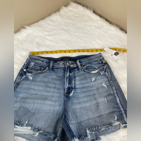 Judy Blue Samantha High Rise adjustable waist cut off Shorts XL - Picture 7 of 12
